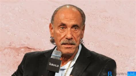 is les gold still alive|les gold net worth 2023.